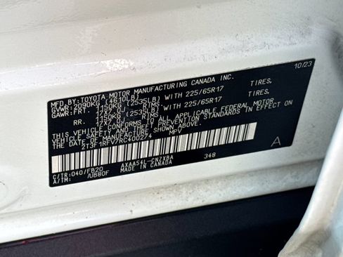 Used 2024 Toyota RAV4 LE AWD/4WD image 47