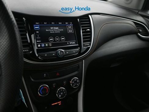 Used 2021 Chevrolet Trax LT image 10