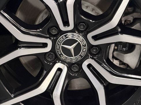 Used 2023 Mercedes-Benz E 350 Sedan image 19