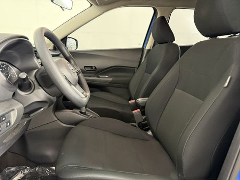 Used 2025 Nissan Kicks Play S FWD image 14