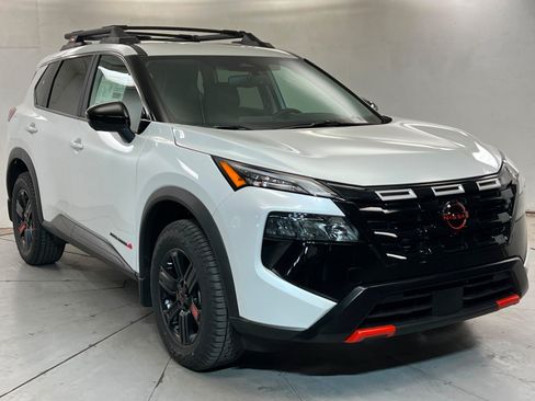 New 2026 Nissan Rogue SV w/ Rock Creek Premium Package AWD/4WD image 7