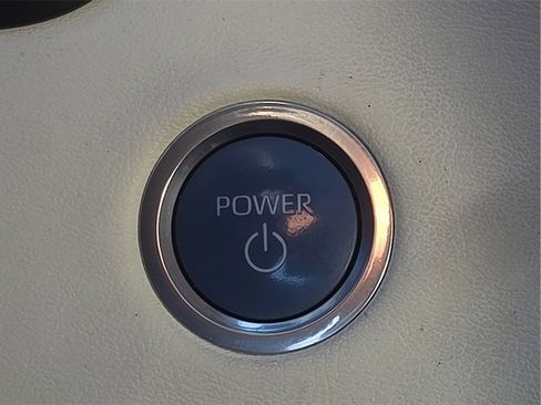 Used 2023 Toyota Sequoia Capstone image 17