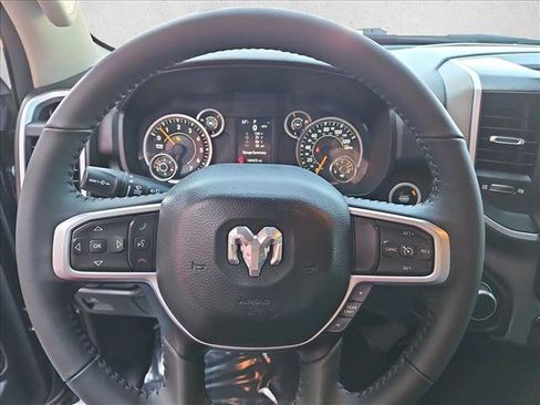 Used 2020 RAM 1500 Big Horn RWD image 13