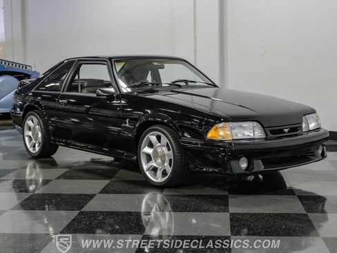 Used 1993 Ford Mustang Cobra RWD image 16