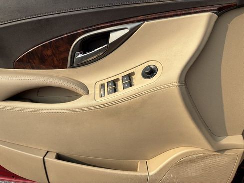 Used 2013 Buick LaCrosse Leather FWD image 15