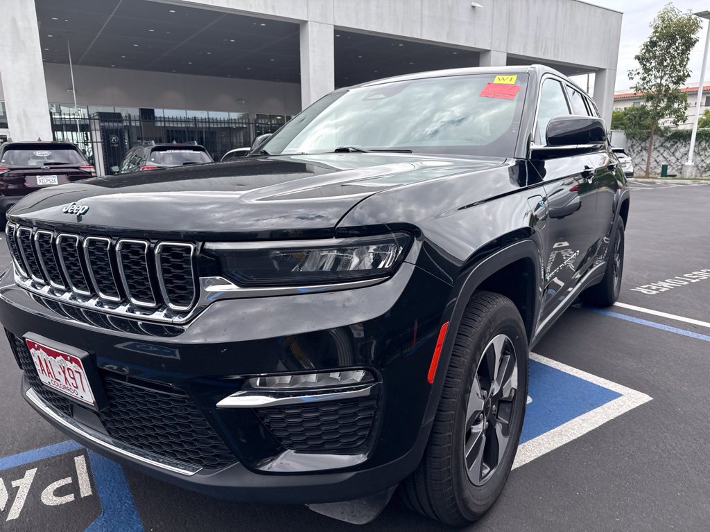 Used 2024 Jeep Grand Cherokee Limited 4xe AWD/4WD image 2