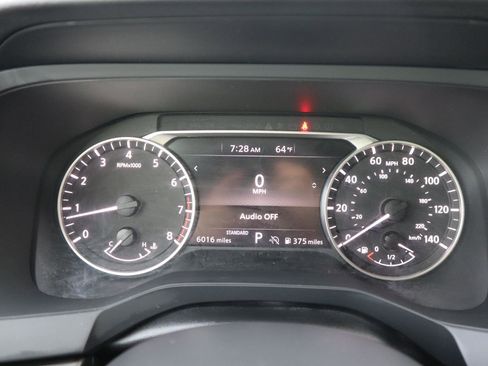 Used 2025 Nissan Pathfinder S image 20