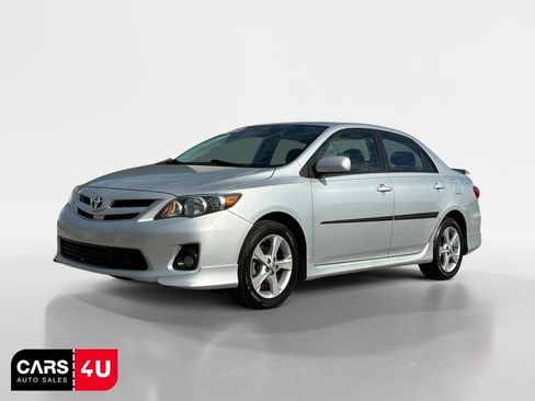 Used 2013 Toyota Corolla S FWD image 3