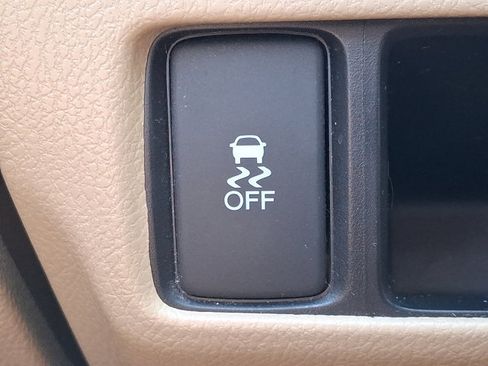 Used 2012 Honda Accord LX image 23