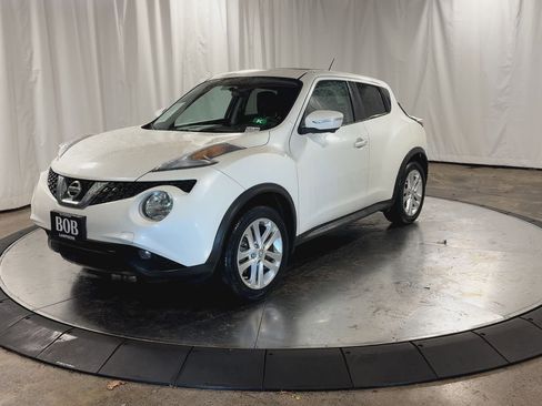Used 2016 Nissan Juke SL image 4