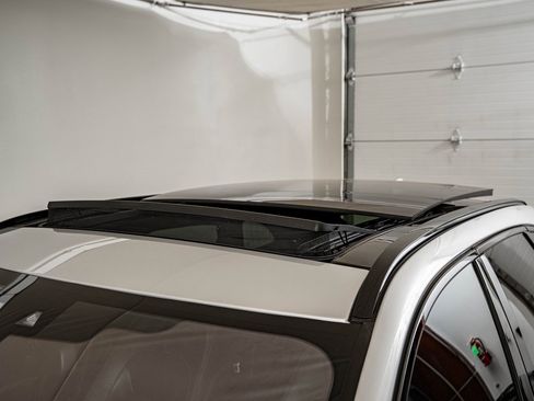 Used 2017 Jaguar F-PACE S image 15