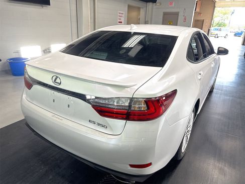 Used 2017 Lexus ES 350 image 4