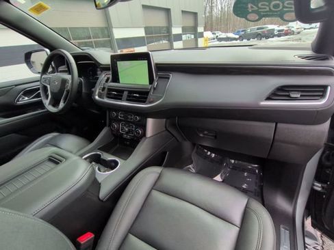 Used 2024 Chevrolet Suburban Z71 w/ Luxury Package image 30