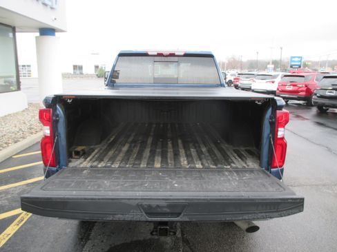Used 2023 Chevrolet Silverado 2500 LTZ w/ LTZ Plus Package image 10
