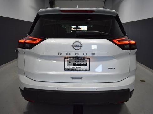 New 2026 Nissan Rogue SV image 9