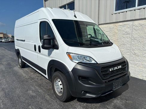Used 2023 RAM ProMaster 2500 FWD image 2