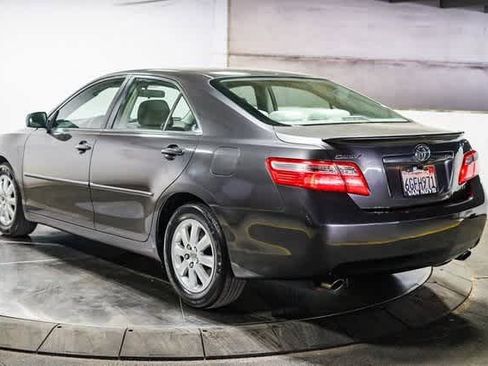 Used 2009 Toyota Camry LE image 7