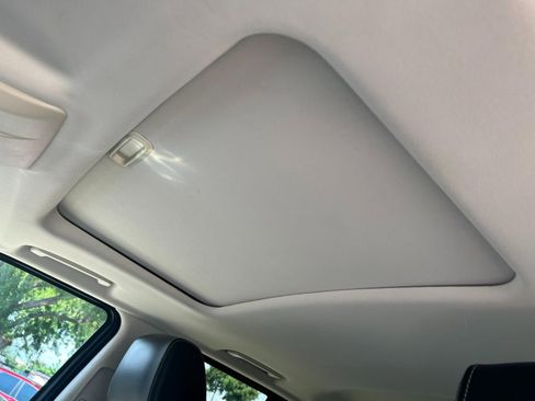 Used 2012 Land Rover Range Rover Sport HSE LUX image 18