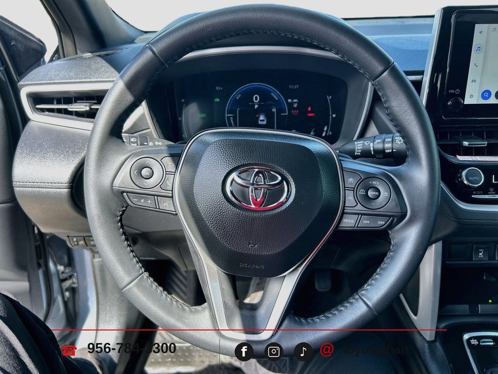 Used 2025 Toyota Corolla Cross AWD Hybrid w/ Convenience Package image 21