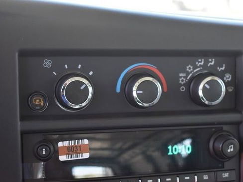 New 2025 Chevrolet Express 3500 w/ Driver Convenience Package RWD image 24