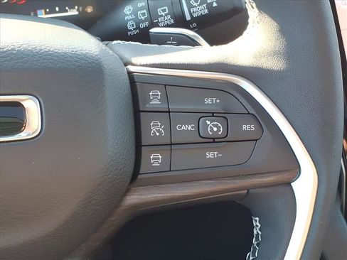 New 2025 Jeep Grand Cherokee L Limited w/ MOPAR Finishing Package image 27