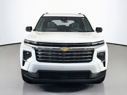 New 2027 Chevrolet Traverse LT w/ Driver Confidence Package