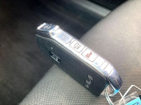 Used 2023 Kia Forte GT image 15