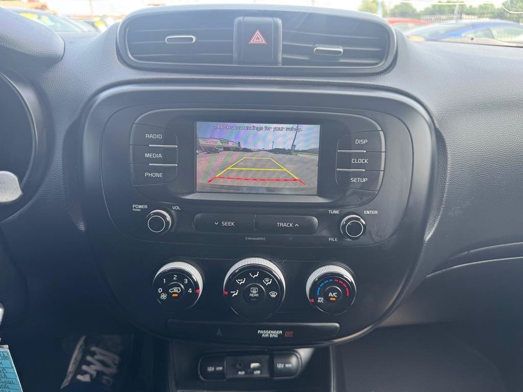 Used 2019 Kia Soul FWD image 14
