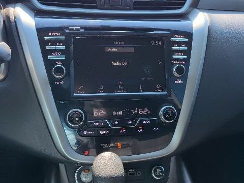 Used 2019 Nissan Murano S FWD image 13