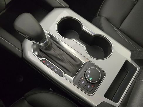 New 2026 Chevrolet Blazer LT w/ LPO, Black Grille Bar Package FWD image 20