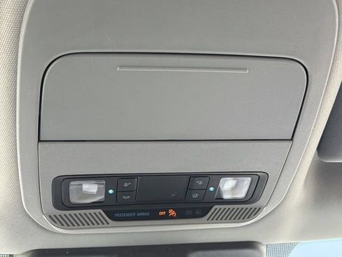 Used 2024 Ford F150 XLT AWD/4WD image 18
