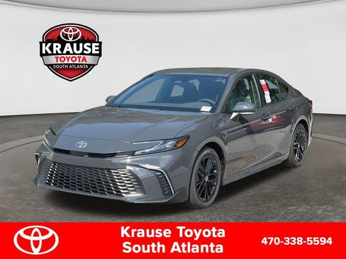 New 2026 Toyota Camry Hybrid FWD image 1