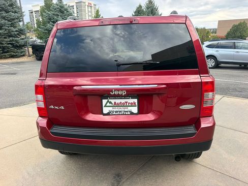 Used 2016 Jeep Patriot Latitude AWD/4WD image 7