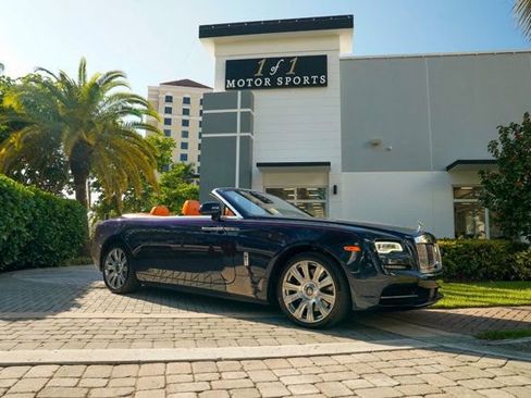 Used 2016 Rolls-Royce Dawn image 97