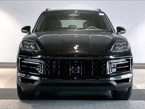 New 2026 Porsche Cayenne AWD/4WD image 10