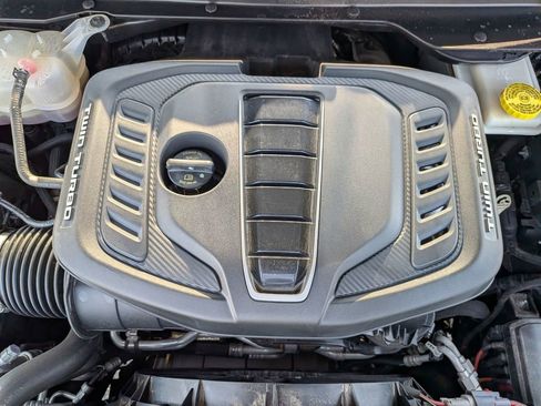 Used 2023 Jeep Grand Wagoneer Series II w/ Quick Order Packagew 28T image 16