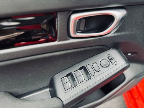 Used 2023 Honda Civic EX image 11