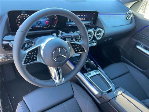 New 2026 Mercedes-Benz GLA 250 4MATIC image 3