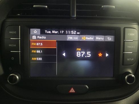 Used 2025 Kia Soul LX image 27