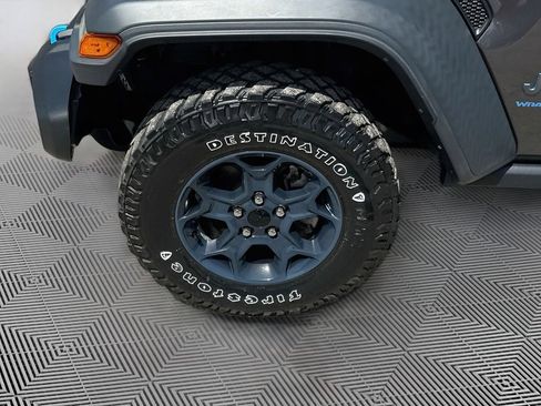 Used 2023 Jeep Wrangler Unlimited w/ Cold Weather Group AWD/4WD image 35