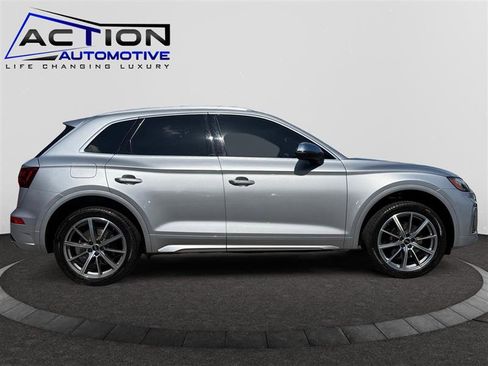 Used 2021 Audi SQ5 Premium Plus w/ Premium Plus Package image 9