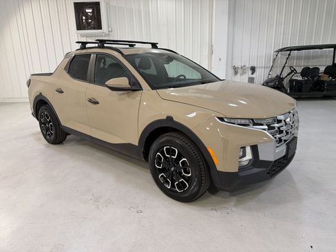 Used 2023 Hyundai Santa Cruz SEL w/ Activity Package image 7