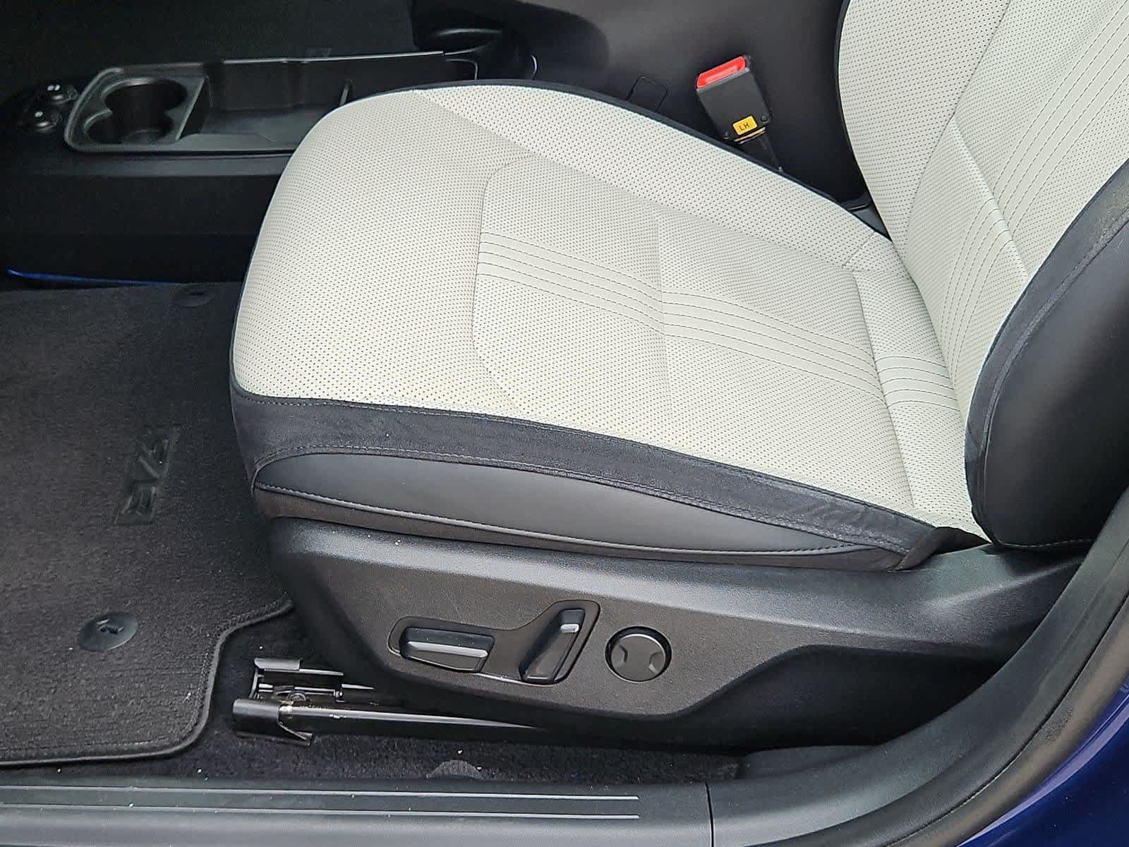 Certified 2023 Kia EV6 GT-Line w/ GT-Line White Seat Package RWD image 16