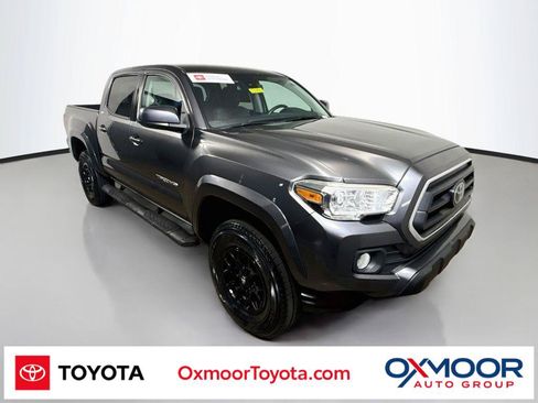 Certified 2021 Toyota Tacoma SR5 AWD/4WD image 1