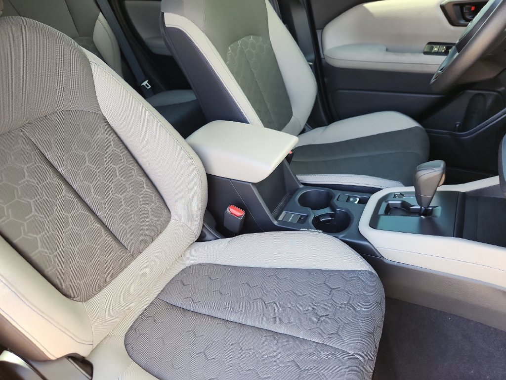 Used 2025 Subaru Forester AWD/4WD image 12