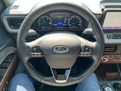 Used 2022 Ford Maverick Lariat w/ Lariat Luxury Package FWD image 23