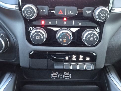 New 2026 RAM 1500 Big Horn AWD/4WD image 16