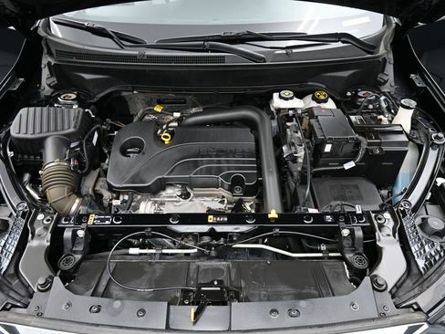 Used 2024 GMC Terrain SLE image 15