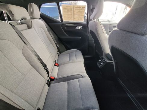 Used 2023 Volvo XC40 Recharge Ultimate w/ Protection Package Premier image 8