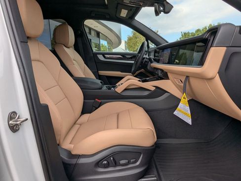New 2026 Porsche Cayenne E-Hybrid image 25